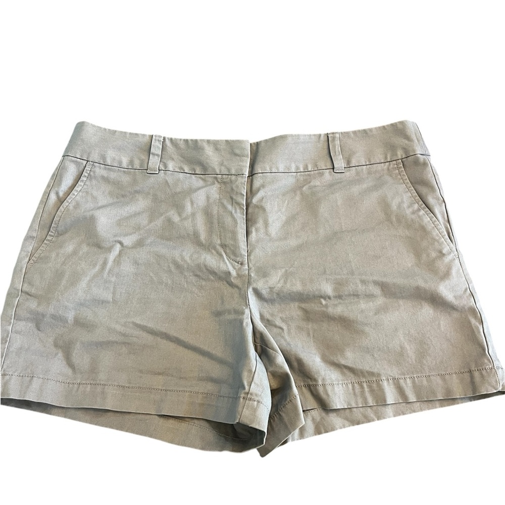 Loft Women's Gray 4 inch Shorts size 12